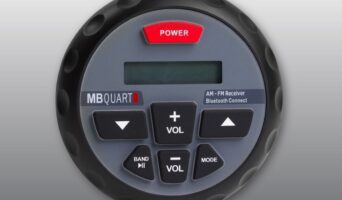 Головное устройство FM/USB/Bluetooth MB Quart Nautic GMR-1