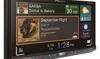 Pioneer AVH-X8700BT — головное устройство формата 2DIN